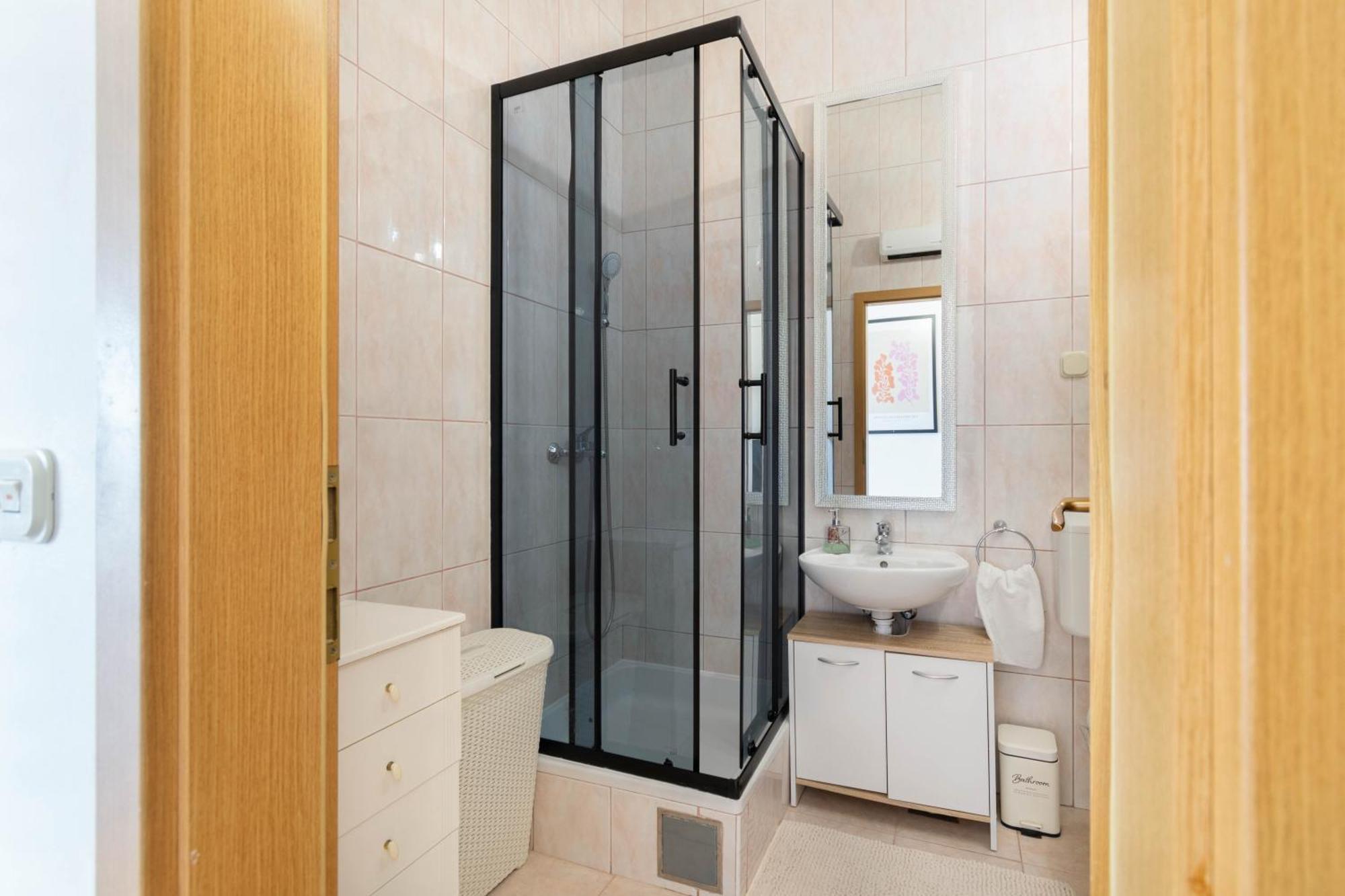 Apartment 30 M From Beach,Makarska,Marija Extérieur photo