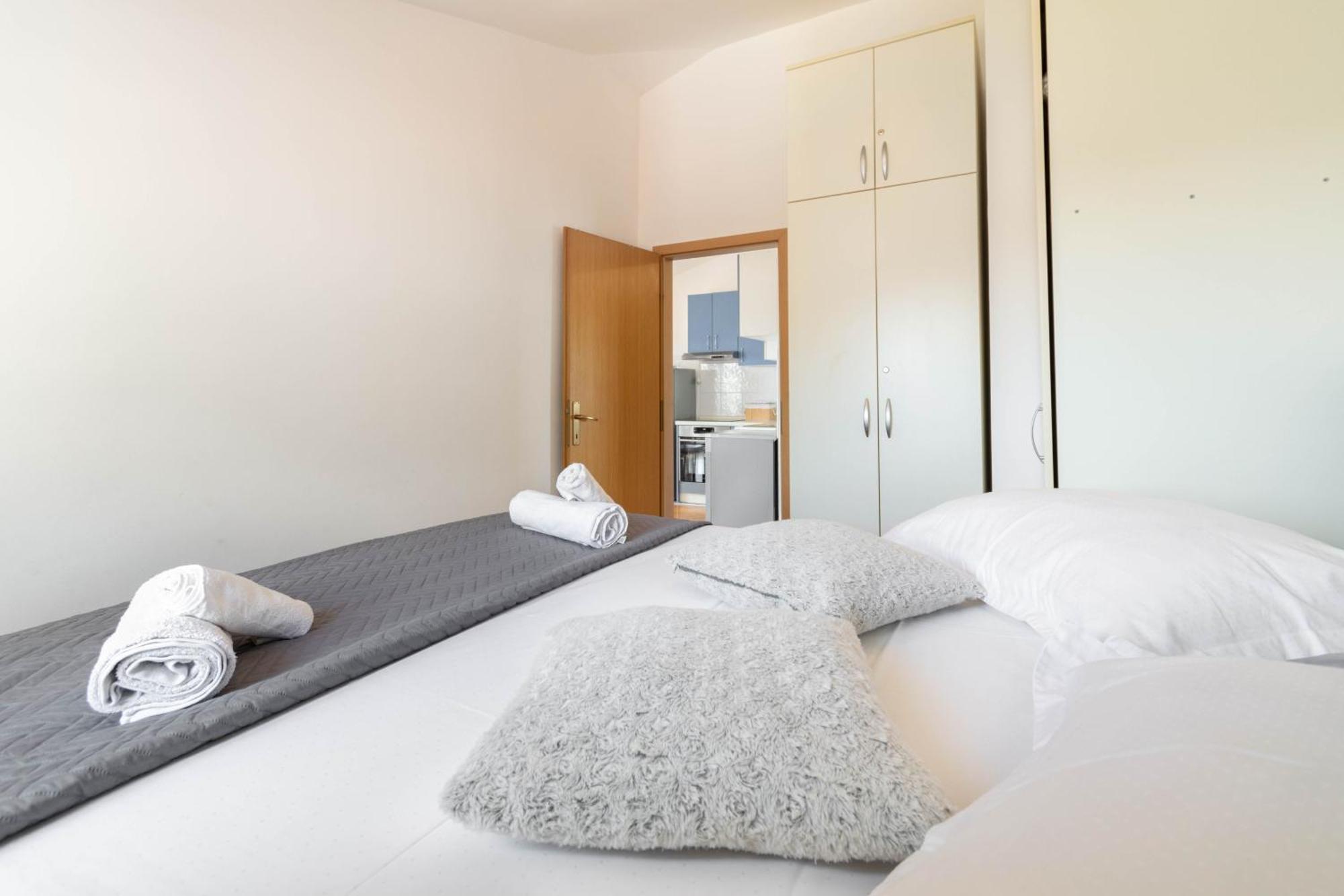 Apartment 30 M From Beach,Makarska,Marija Extérieur photo